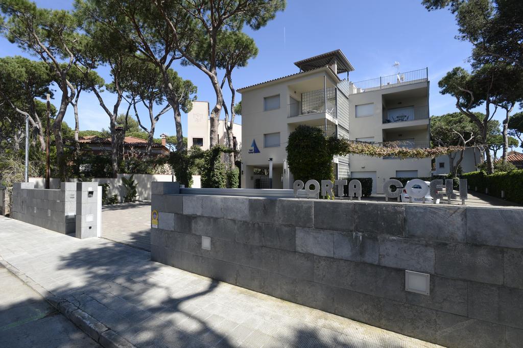 Apartamentos Porta Coeli Castelldefels Eksteriør bilde